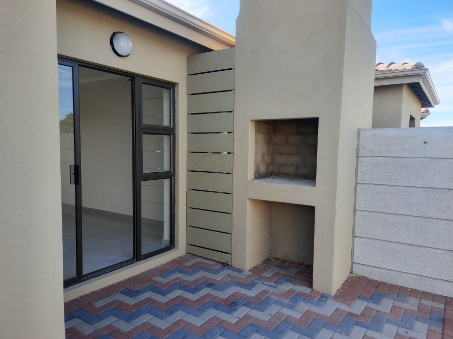 To Let 2 Bedroom Property for Rent in Stellendale Western Cape